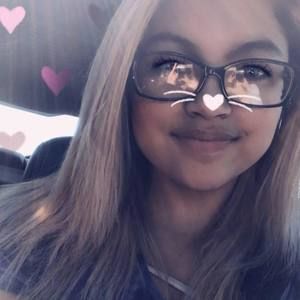 Meet your Posher, Chanel